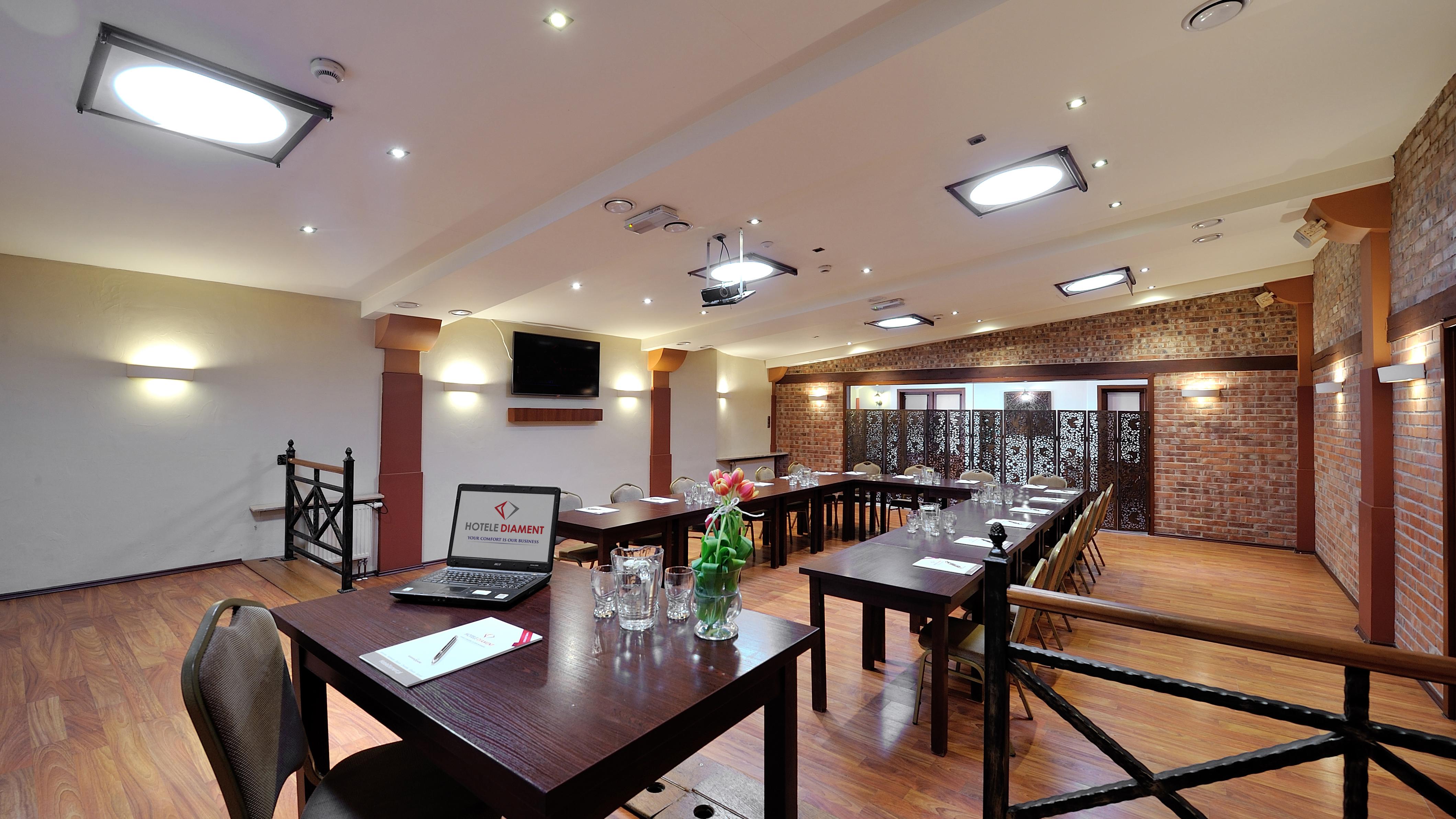 Hotel Diament Vacanza Katowice - Siemianowice Siemianowice Śląskie 外观 照片