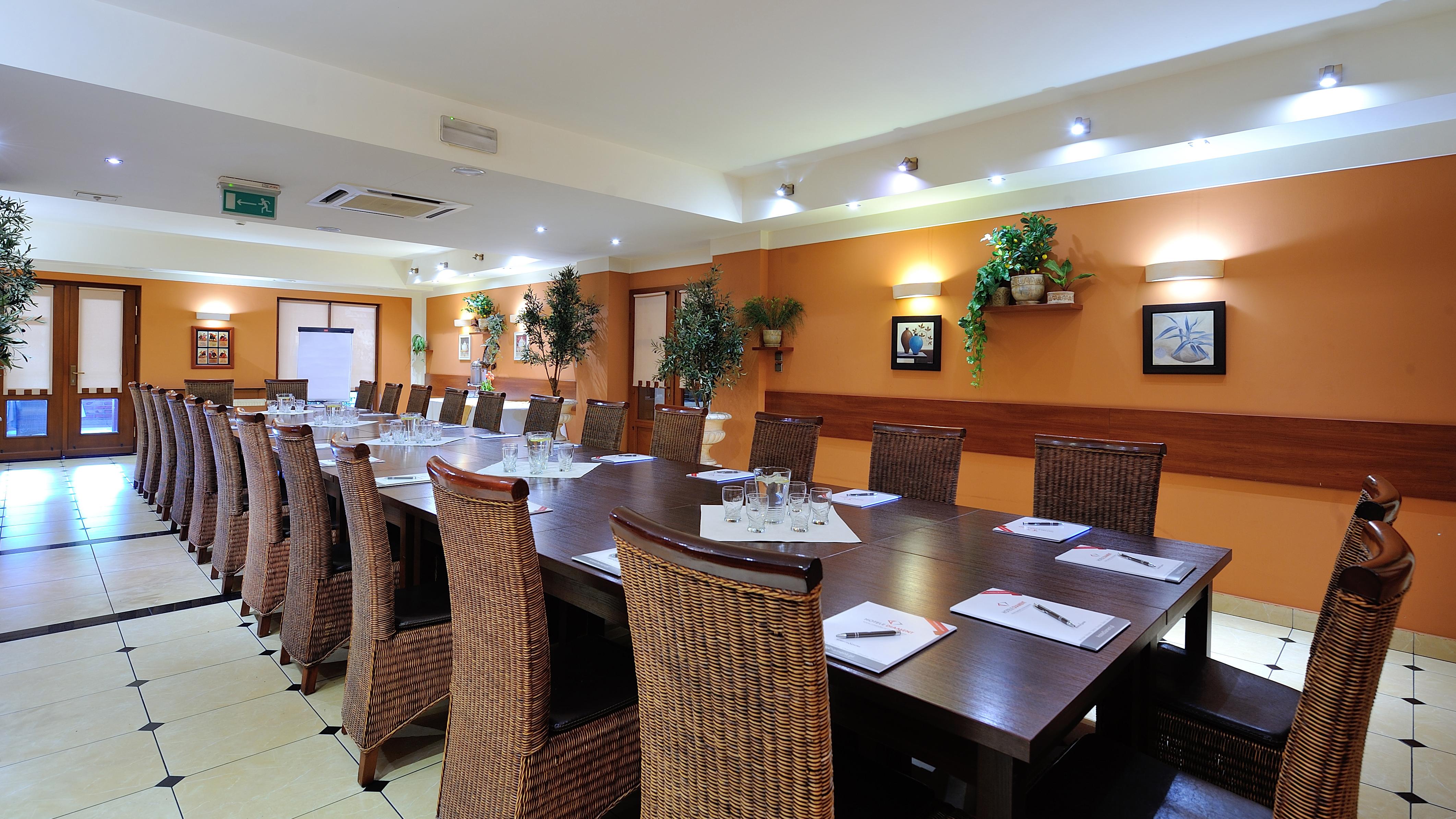 Hotel Diament Vacanza Katowice - Siemianowice Siemianowice Śląskie 外观 照片