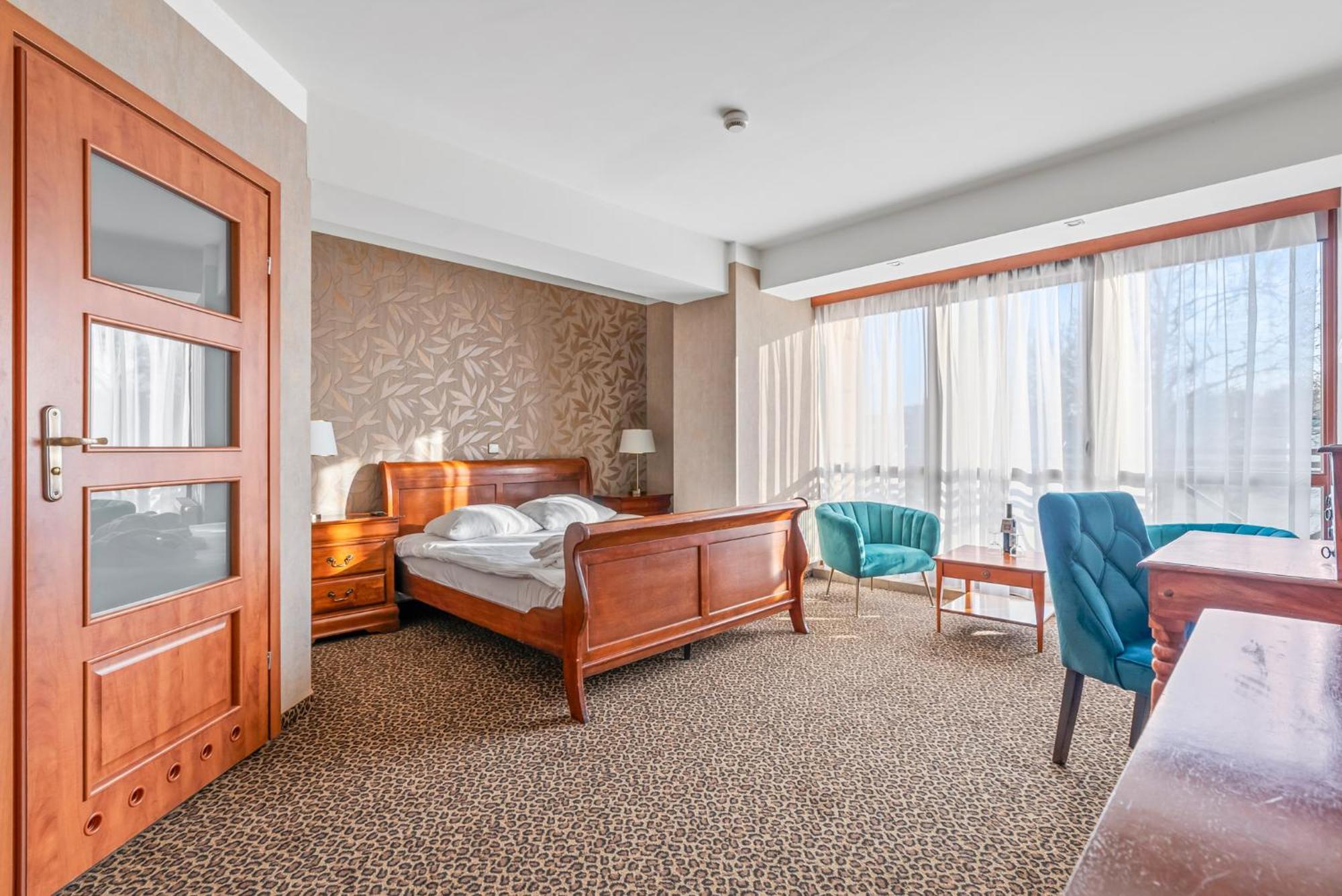 Hotel Diament Vacanza Katowice - Siemianowice Siemianowice Śląskie 外观 照片