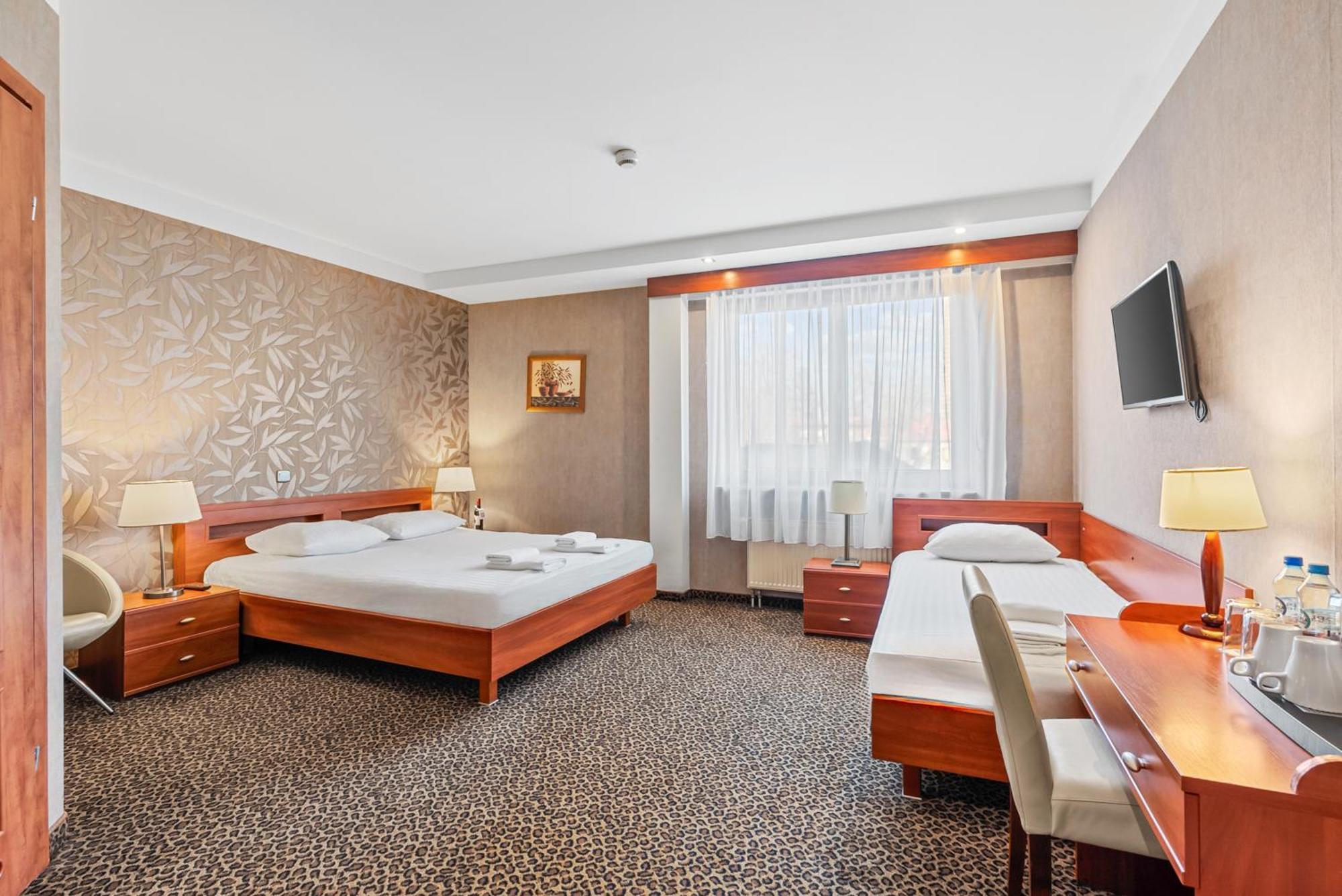 Hotel Diament Vacanza Katowice - Siemianowice Siemianowice Śląskie 外观 照片