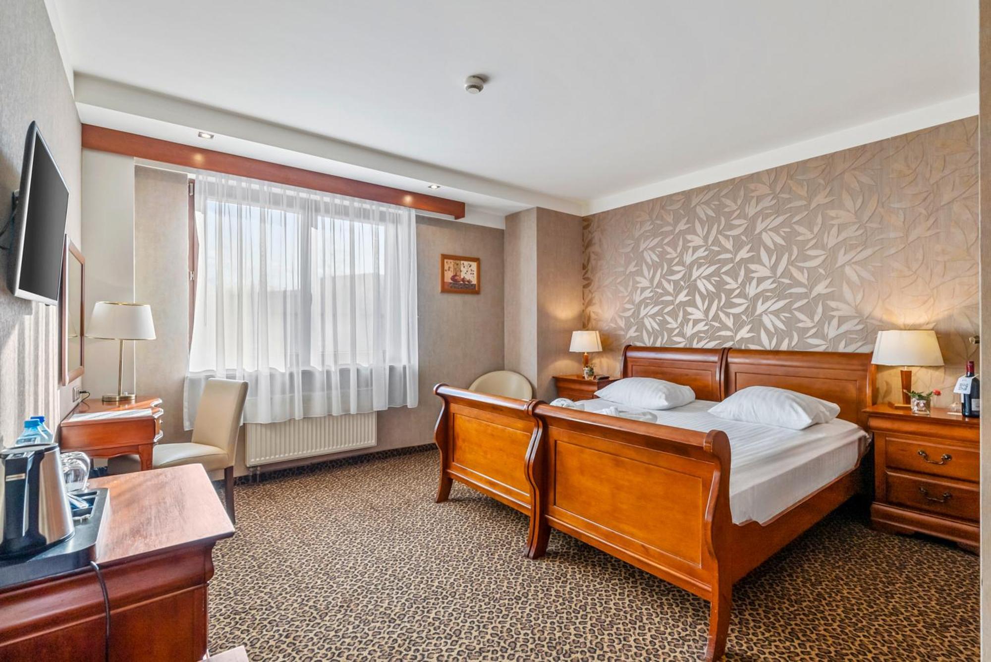 Hotel Diament Vacanza Katowice - Siemianowice Siemianowice Śląskie 外观 照片