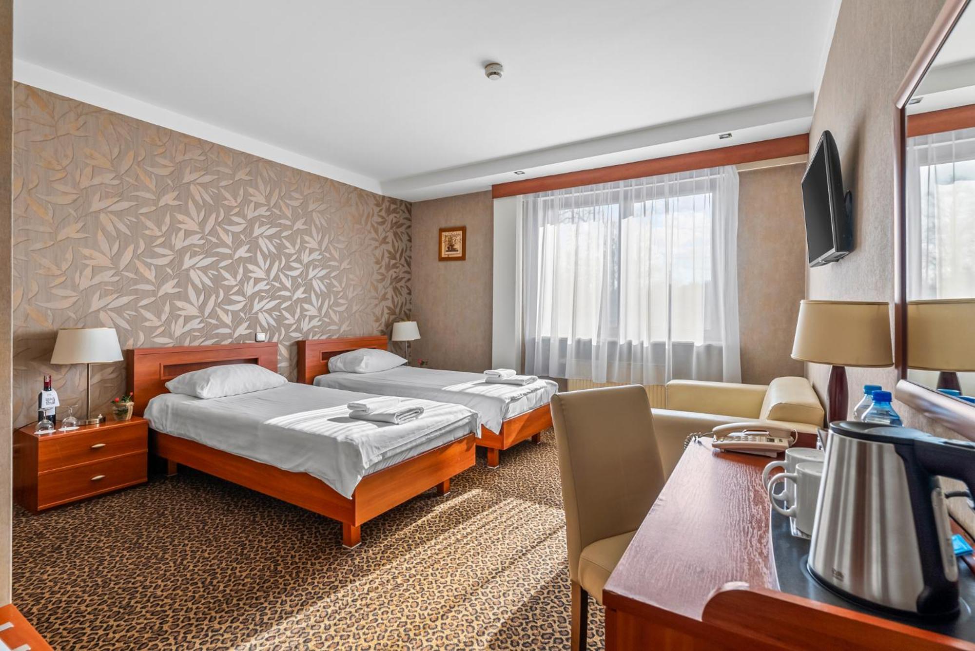 Hotel Diament Vacanza Katowice - Siemianowice Siemianowice Śląskie 外观 照片