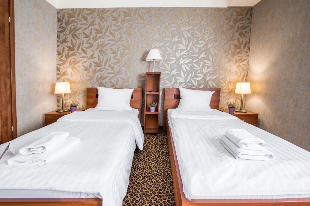 Hotel Diament Vacanza Katowice - Siemianowice Siemianowice Śląskie 外观 照片